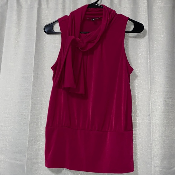 Express Magenta Side Front Tie Sleeveless Banded Waist Blouse - Picture 2 of 7